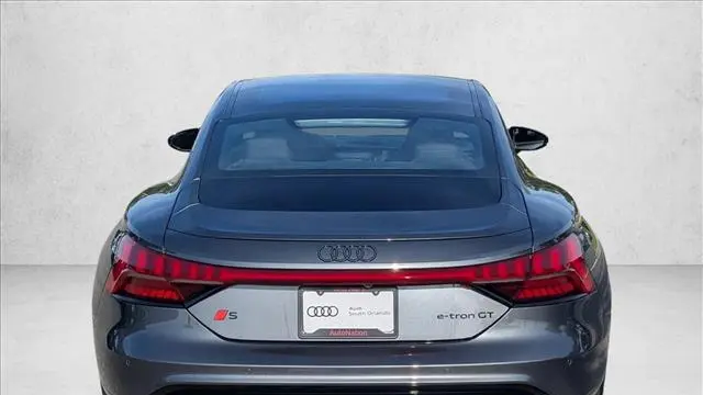 2026 Audi S e-tron GT quattro Prestige