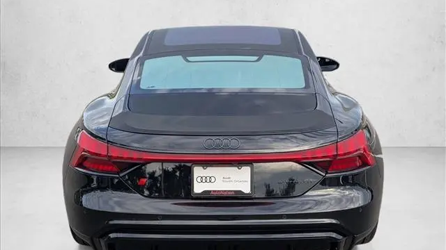 2026 Audi S e-tron GT quattro Prestige