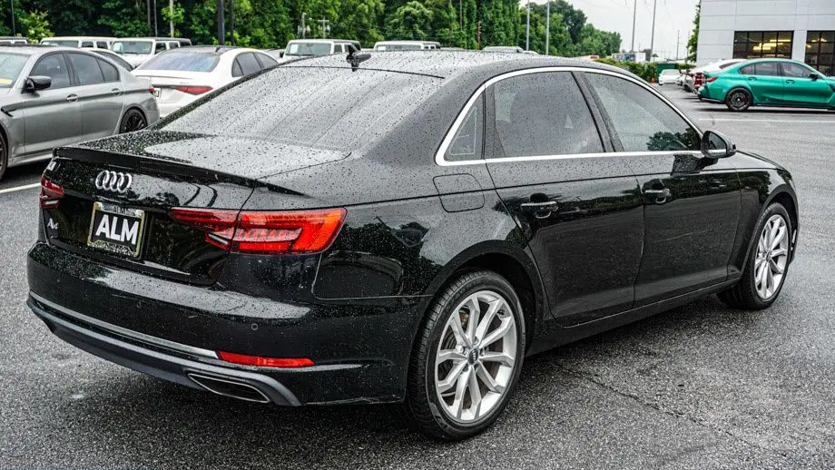 2019 Audi A4 Premium Plus 40 TFSI