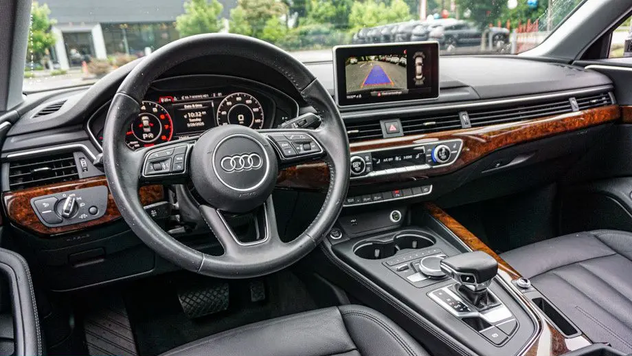2019 Audi A4 Premium Plus 40 TFSI