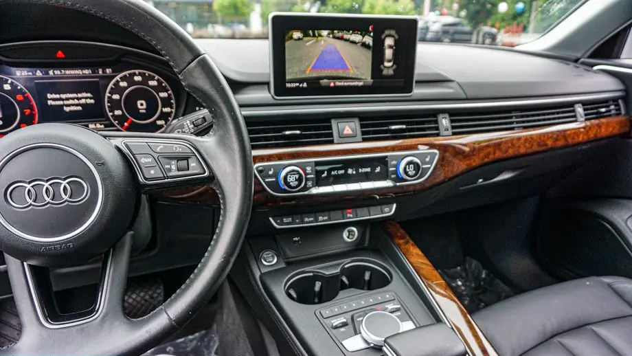 2019 Audi A4 Premium Plus 40 TFSI