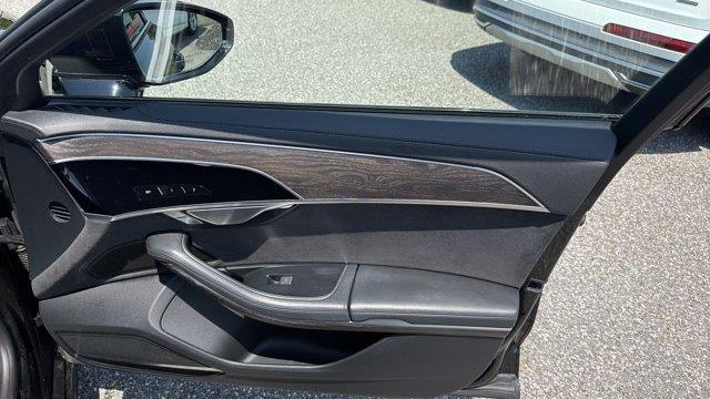 2023 Audi A8 L quattro 55 TFSI