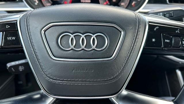 2022 Audi A8 L quattro 55 TFSI