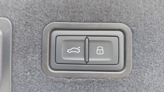 2026 Audi A8 L quattro 55 TFSI