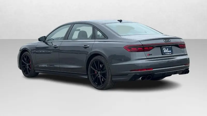 2022 Audi S8 4.0T quattro