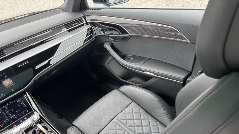 2022 Audi S8 4.0T quattro