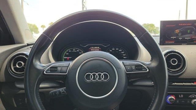 2016 Audi A3 Sportback e-tron 1.4T Premium Plus