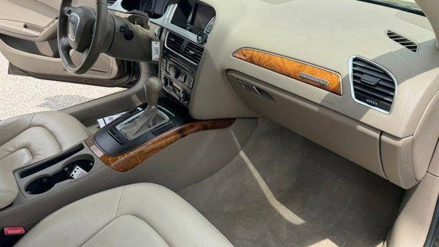 2011 Audi A4 2.0T quattro Avant Premium Plus
