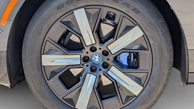 2024 BMW iX xDrive50