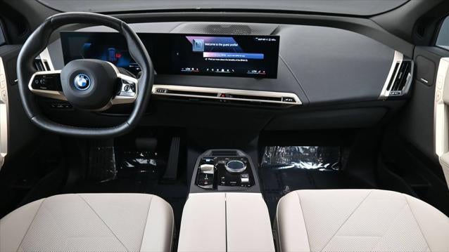 2025 BMW iX xDrive50