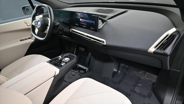 2025 BMW iX xDrive50