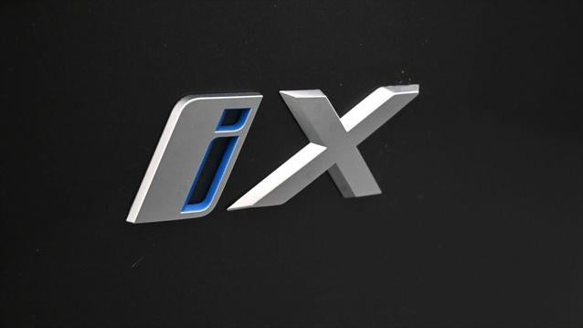 2025 BMW iX xDrive50
