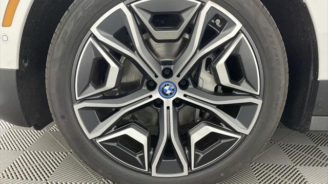 2022 BMW iX xDrive50
