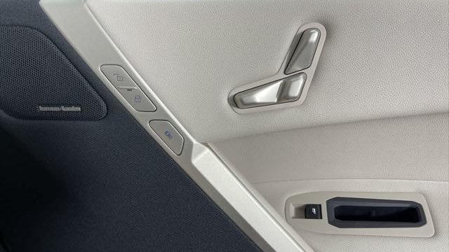 2022 BMW iX xDrive50
