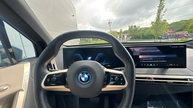 2024 BMW iX xDrive50