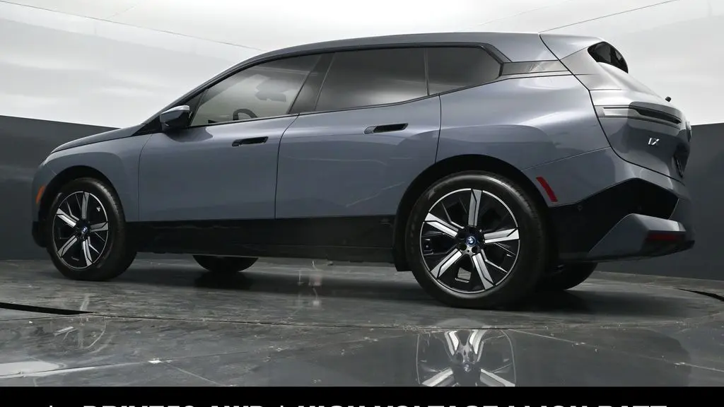 2023 BMW iX xDrive50