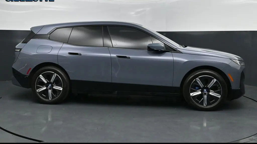 2023 BMW iX xDrive50