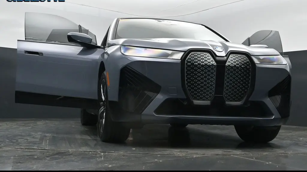 2023 BMW iX xDrive50