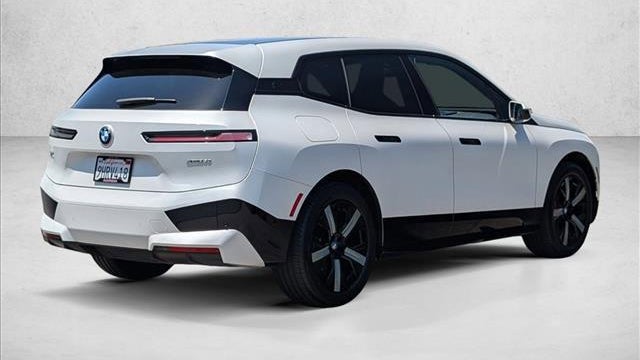 2024 BMW iX xDrive50