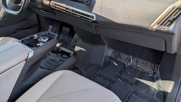 2024 BMW iX xDrive50
