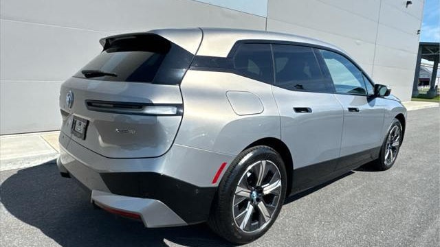 2024 BMW iX xDrive50