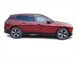 2025 iX Thumbnail 6