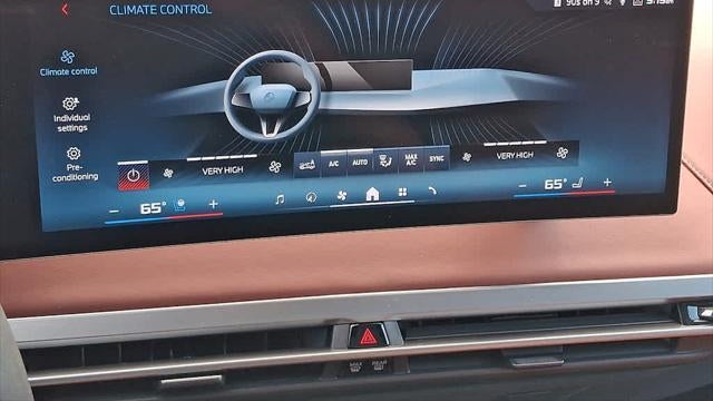 2025 BMW iX M60