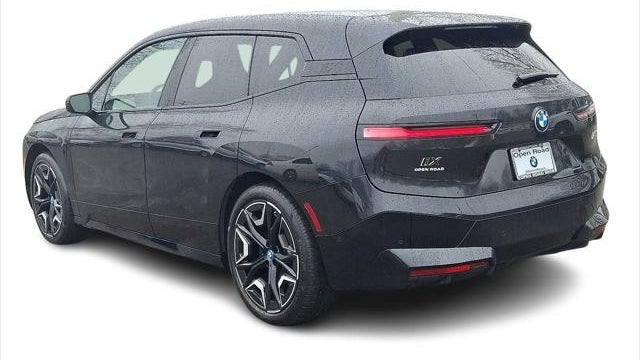 2025 BMW iX M60