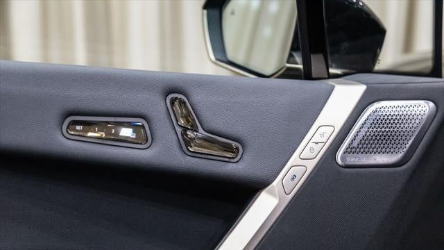 2023 BMW iX M60
