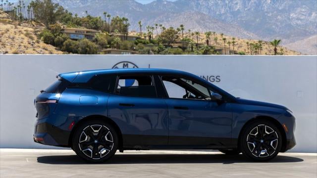 2025 BMW iX M60