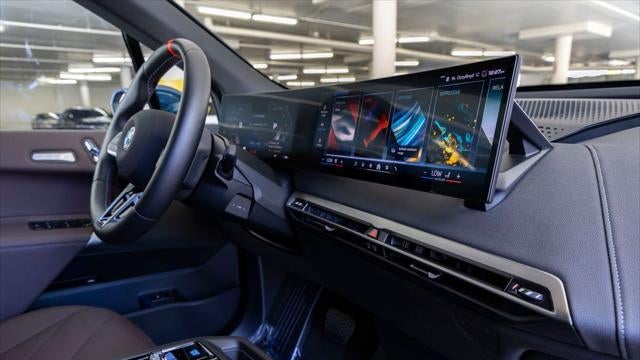 2025 BMW iX M60