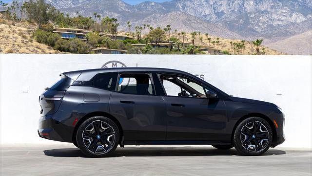 2025 BMW iX M60