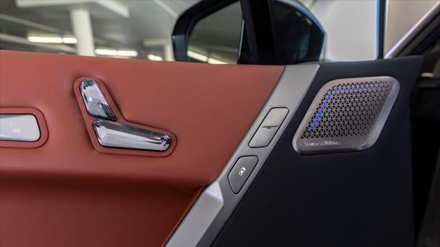 2025 BMW iX M60