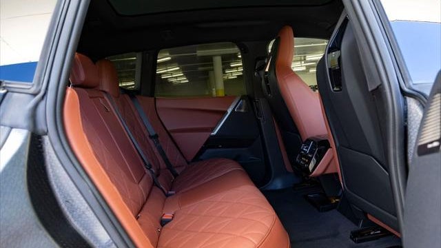2025 BMW iX M60