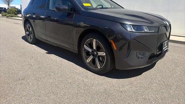 2026 BMW iX xDrive45