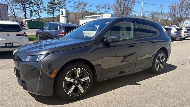 2026 BMW iX xDrive45