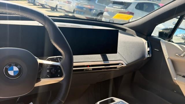 2026 BMW iX xDrive45