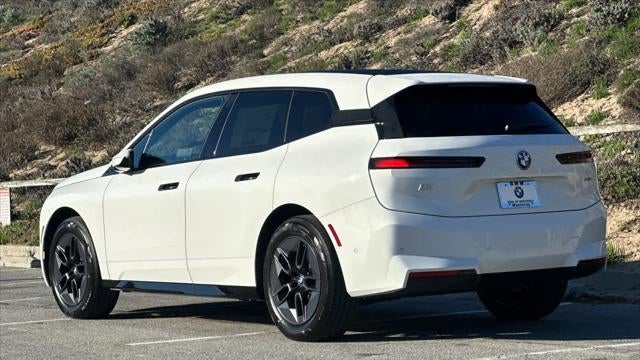 2026 BMW iX xDrive60