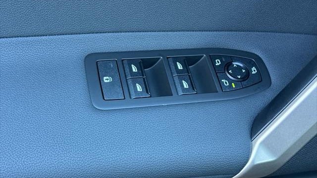 2026 BMW iX xDrive60