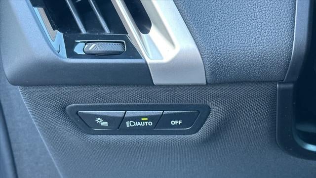 2026 BMW iX xDrive60