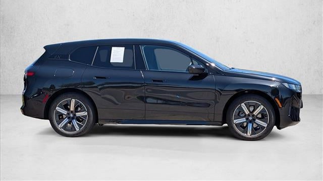2026 BMW iX xDrive60