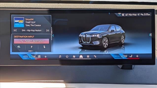 2026 BMW iX xDrive60