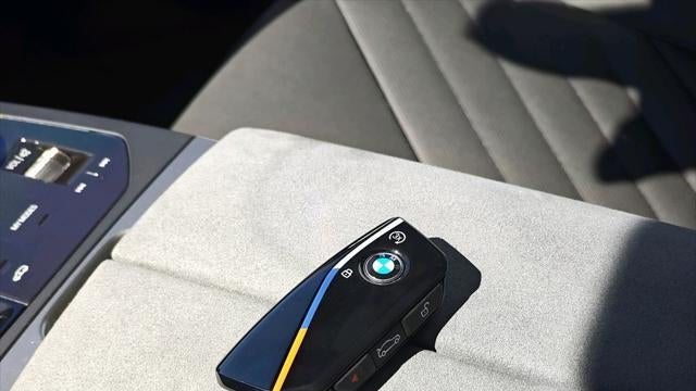 2026 BMW iX M70