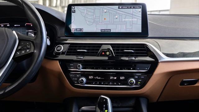 2021 BMW 5 Series 530e