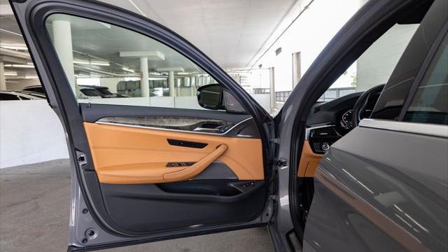 2021 BMW 5 Series 530e