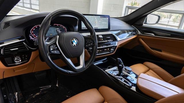 2021 BMW 5 Series 530e