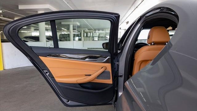 2021 BMW 5 Series 530e
