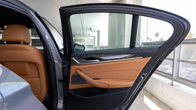 2021 BMW 5 Series 530e