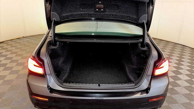 2023 BMW 5 Series 530i xDrive