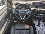 2022 5 Series Thumbnail 15